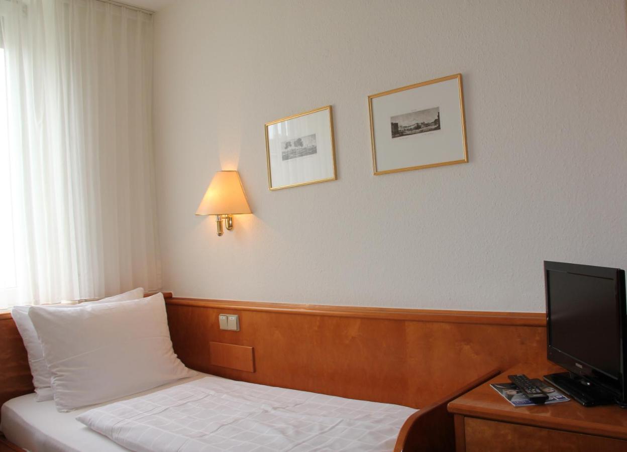 Hotel Kurpfalzstuben Mannheim Luaran gambar